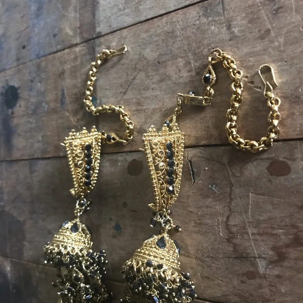 Vintage Indian earrings - Picture 6 of 9